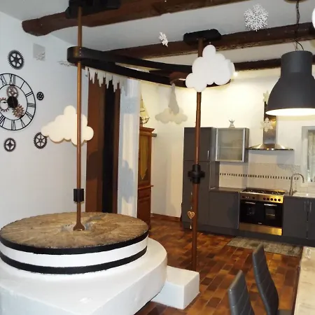 La Maison Du Moulin De Tartay Holiday home Avignon